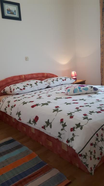 Apartment Ivan Пореч Екстер'єр фото