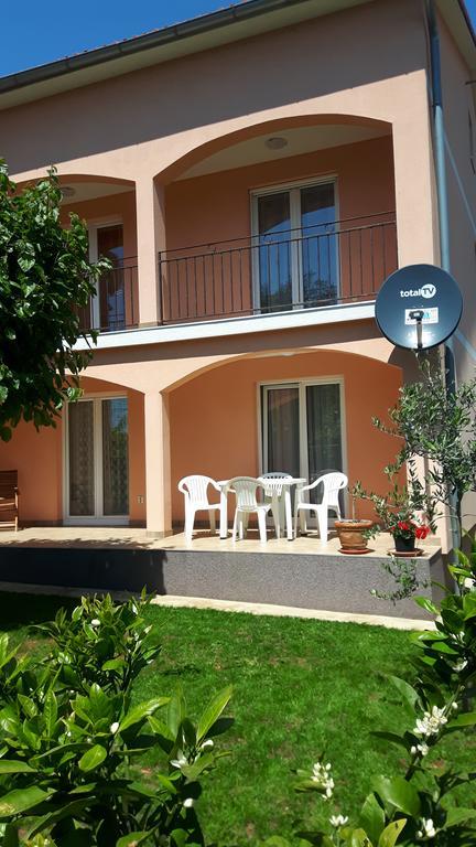 Apartment Ivan Пореч Екстер'єр фото